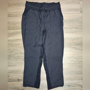 Lululemon Dance Studio Crop 25" Black sz 6